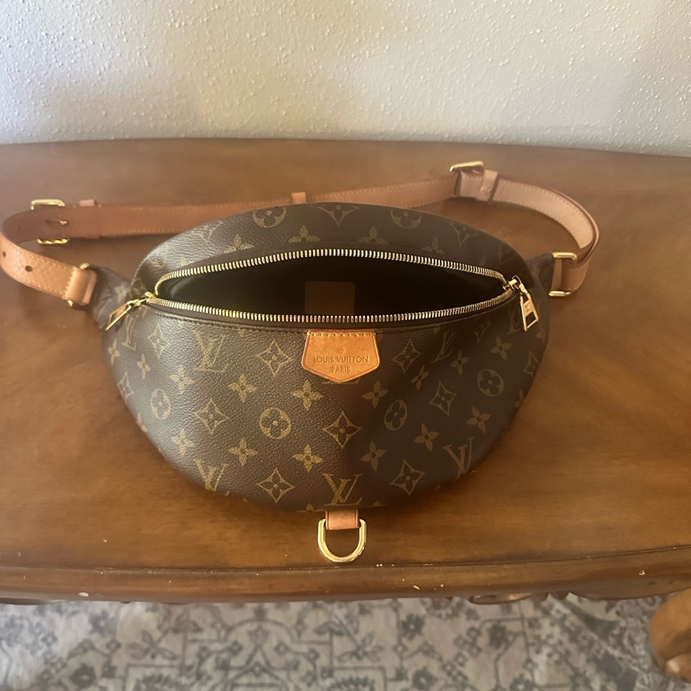 Louis Vuitton Bumbag